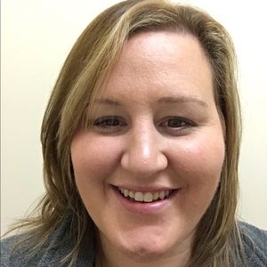 Meet your Posher, Courtney